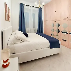 Apartamento Domus Chiara Al Colosseo, Roma