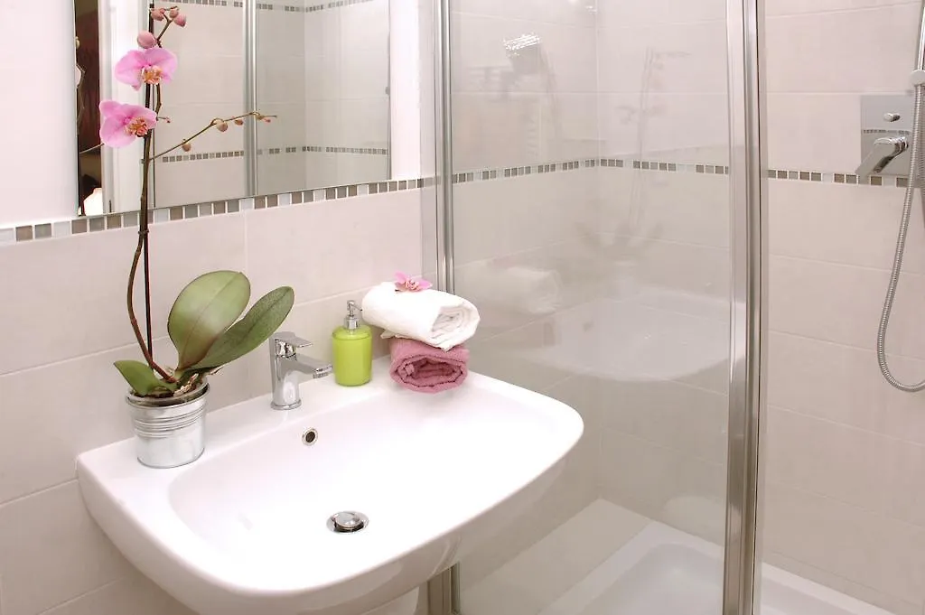 Bed & Breakfast Bye Bye Roma Pantheon Suite